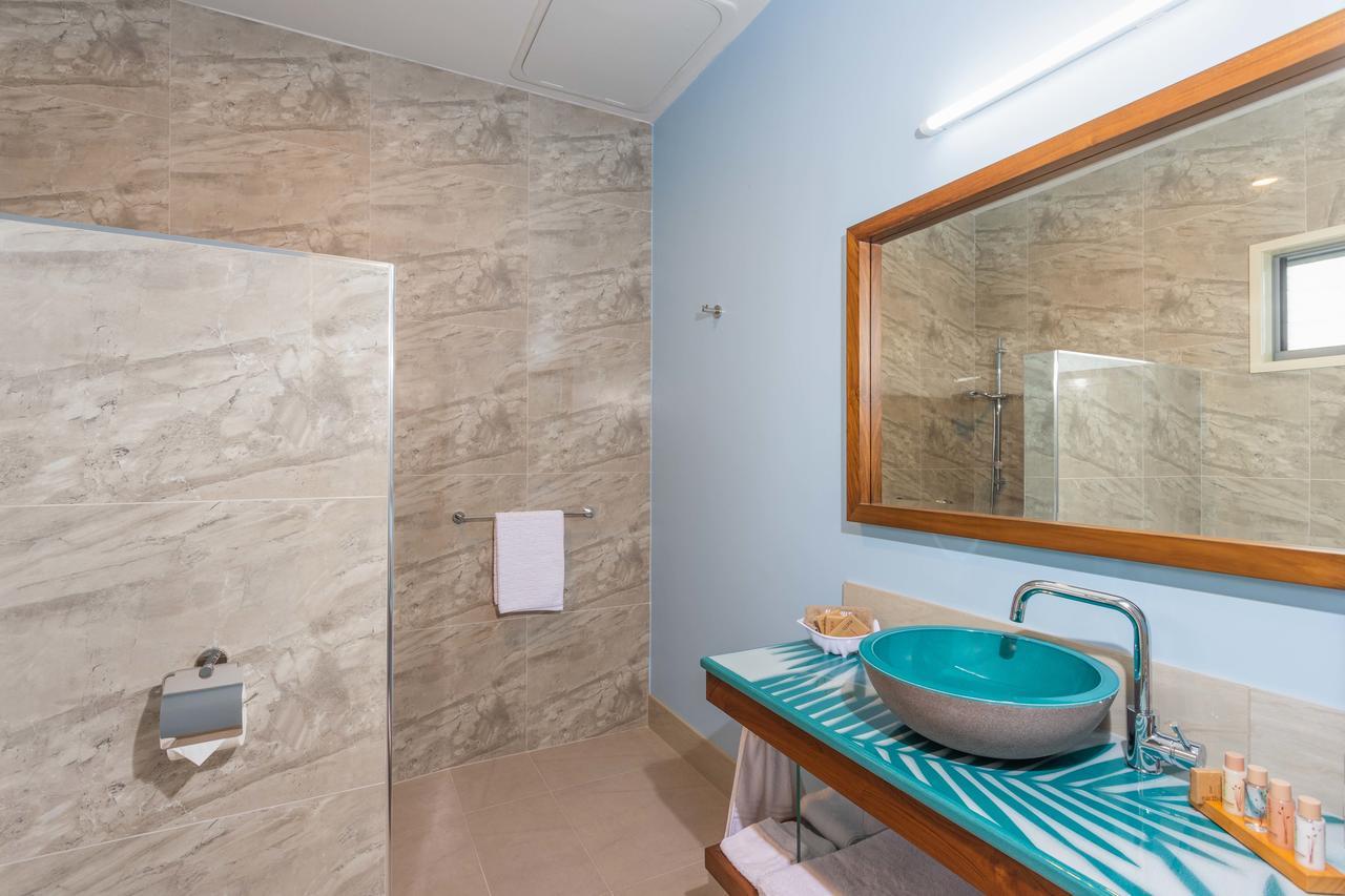 Moana Sands Lagoon Resort - Adults Only Rarotonga Exterior photo